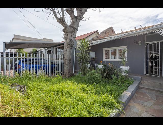 2 BEDROOM FREEHOLD FOR SALE IN WYNBERG